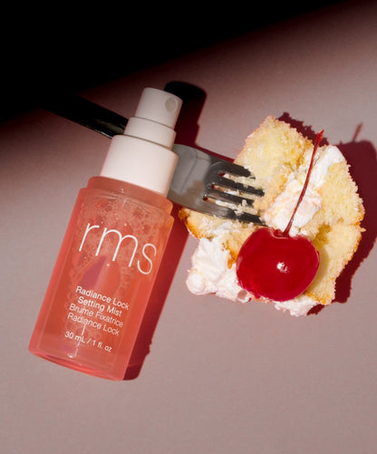 Radiance Lock Setting Mist with 8 Hour Long-Lasting Wear