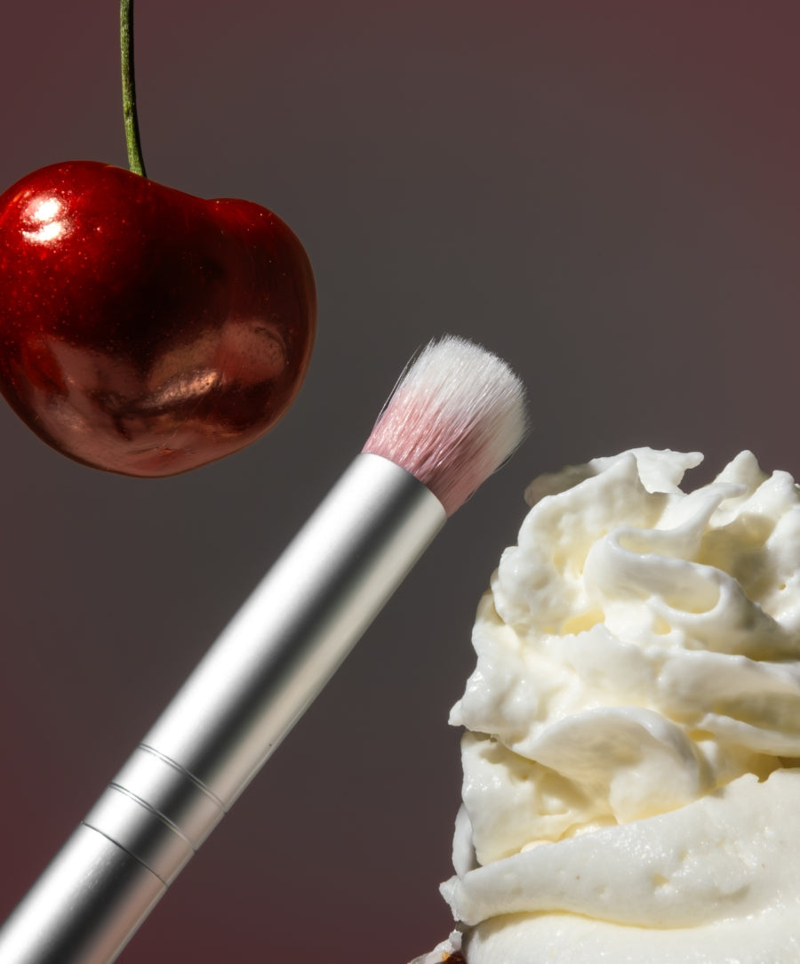 Skin2Skin Everything Eye Polish Brush