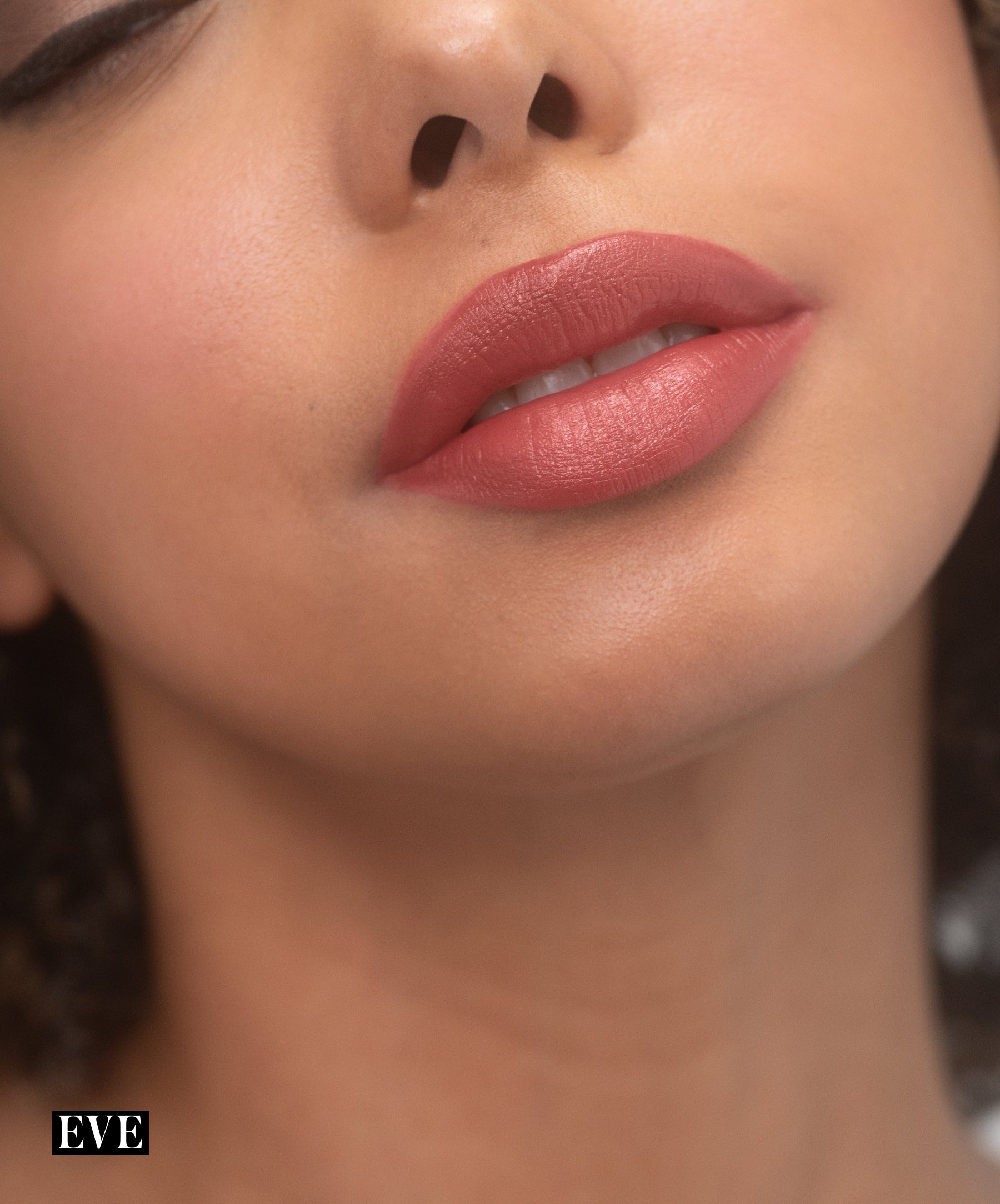 Legendary Serum Lipstick